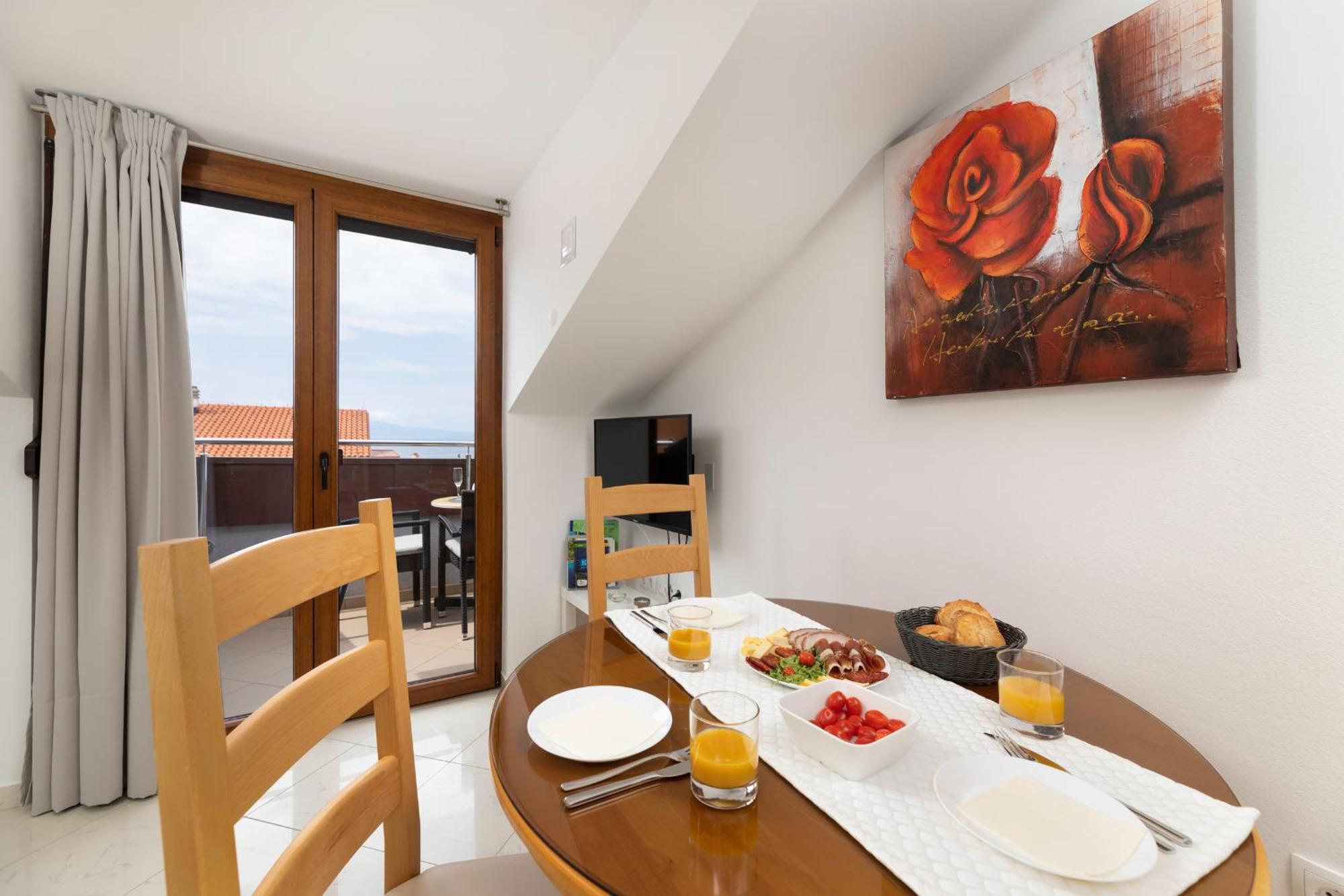 Apartments Kvarner 2 Malinska Exterior photo